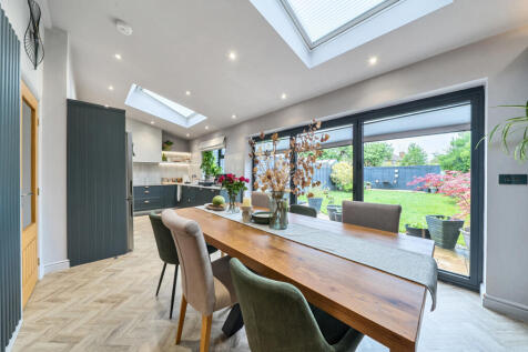 1298010-11-683830...