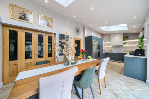 1298010-12-683830...