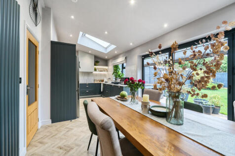 1298010-14-683830...