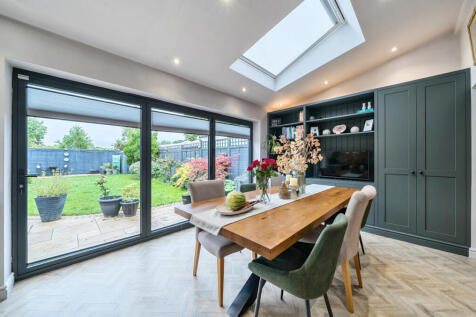 1298010-15-683830...