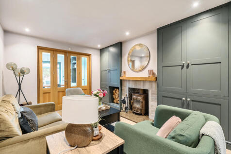 1298010-4-68382f8...