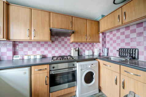 1393212-10-693fdc...