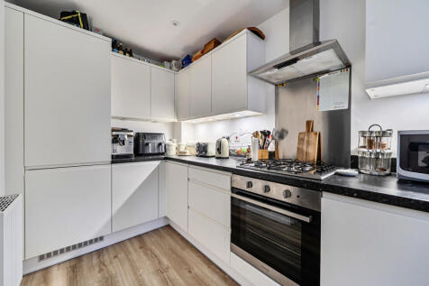 1365703-10-68e946...