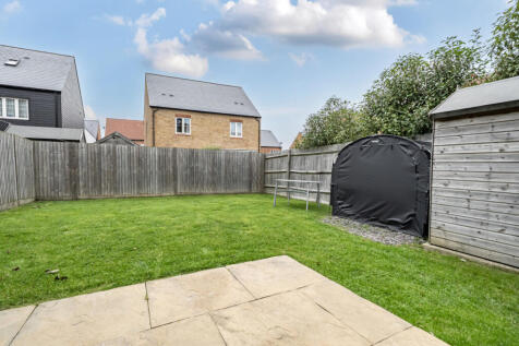 1365703-4-68e93cd...