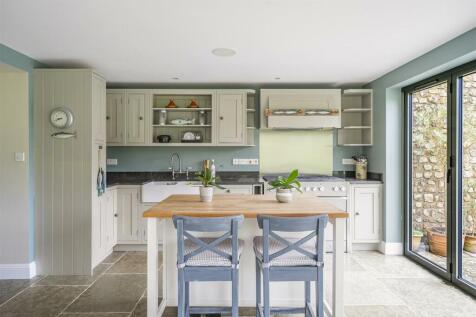 Summer Kitchen