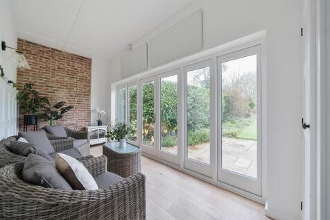Garden room