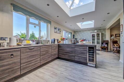 contemporary kitchen