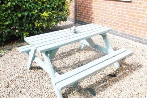 Garden seating