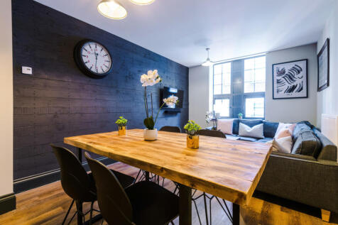 Flat N, Hosiery, Living Room 5