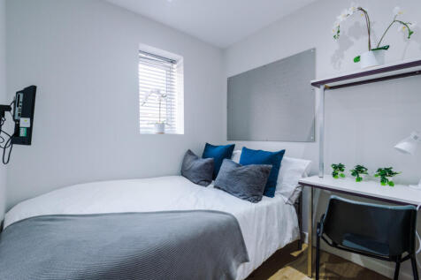 32 Cauldon Road Bedroom 2