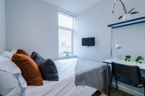 32 Cauldon Road Bedroom 14