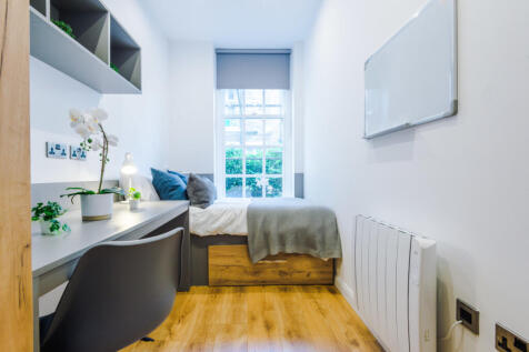 Jesmond view, Block A, Flat 2, Bedroom 8