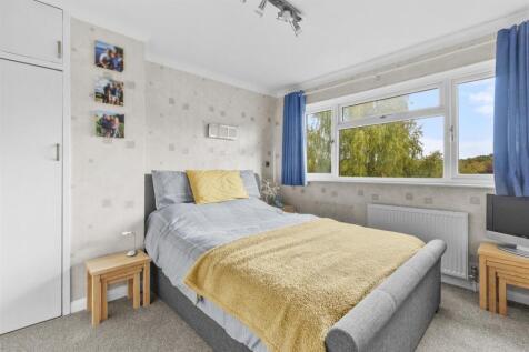 13 Court Lawns, HP10 8DH-10.jpg