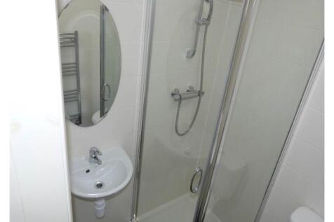 room 2 shower