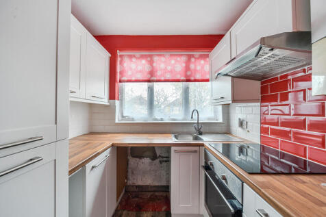 1375748-7-690b291...