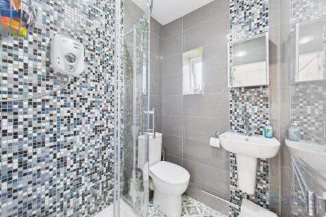 En-suite To Bedroom One