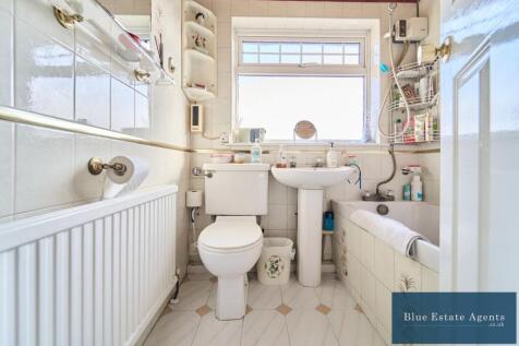 Family Bathroom Suite