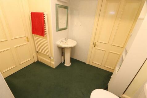 Jack &#39;n&#39; Jill En-Suite Shower Room / WC