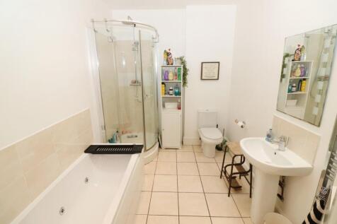 Bath / Shower Room / WC