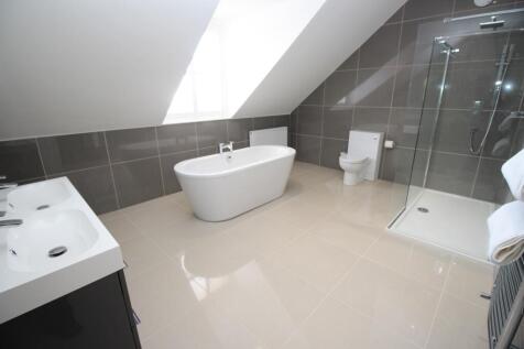 hoscote main bathroom
