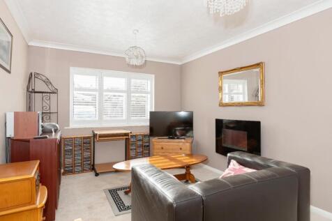 Amberley Court_5.jpg