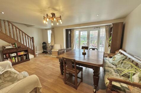 Further Reception Room