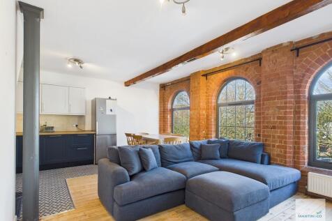 CAM03394G0-PR0404...