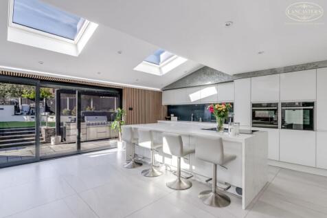 Kitchen/Dining/Family Room