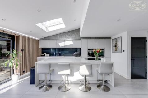Kitchen/Dining/Family Room