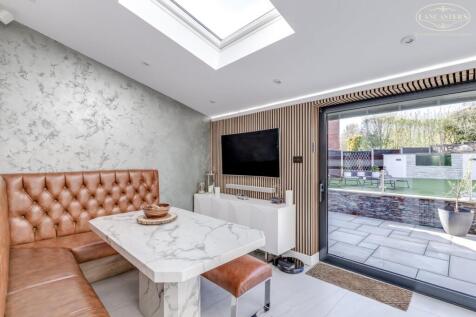 Kitchen/Dining/Family Room
