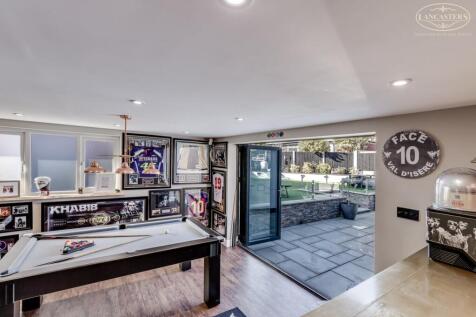 Garden Room/Bar
