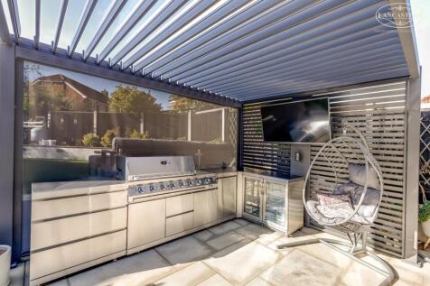 Out Door Kitchen