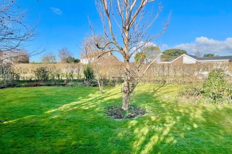 16 Holly Drive Re...