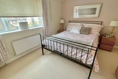 27 The Poplars Be...