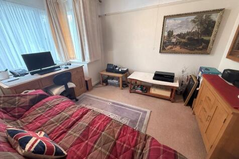 30 Clarence Drive...