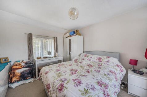 1313647-6-6854686...