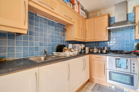 1382543-17-691dd5...