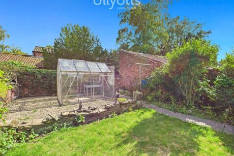 South-facing gard...