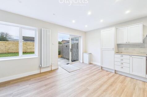 Living Room/Kitch...