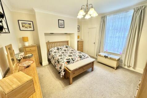 1 &amp; 2 Bedroom...