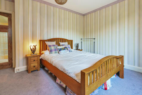 The Chalet - Bedr...