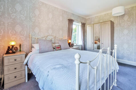 The Chalet - Bedr...