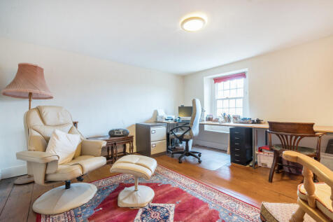 Bedroom 3/Office