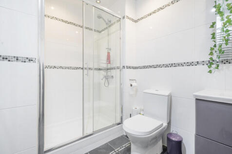 En-Suite Shower R...