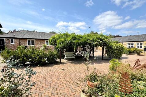 Easenby Close courtyard.jpg