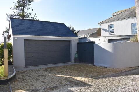 Double Garage