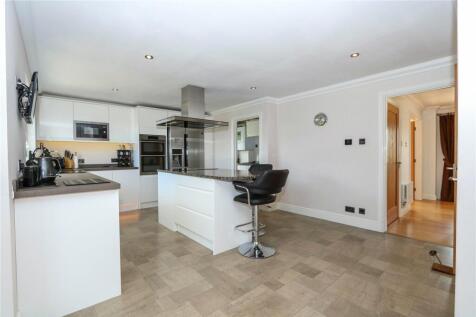 Kitchen/Breakfast Rm