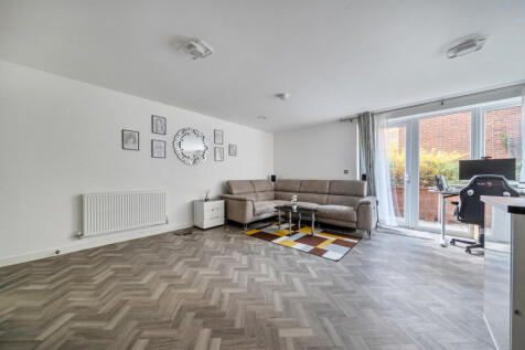 1376370-15-690a11...