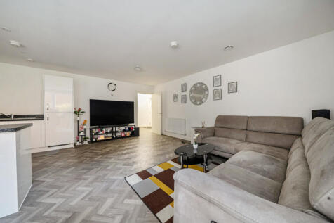 1376370-14-690a11...