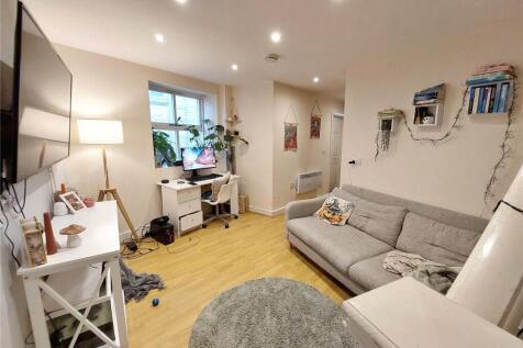 Lounge Flat B